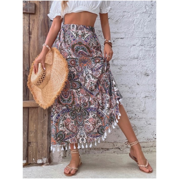 Paisley Print Tassel Hem Maxi Skirt - Picture 9 of 10
